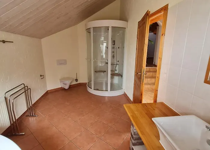 Eifelhof Mit Obstbaumwiese Feriehus