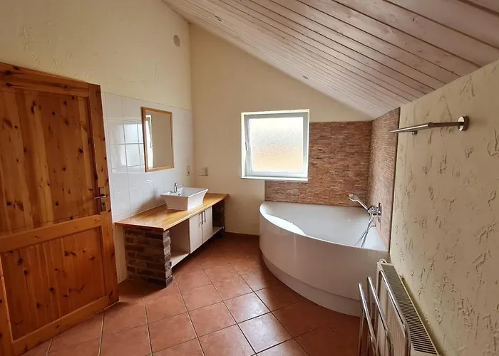 Eifelhof Mit Obstbaumwiese * Nideggen