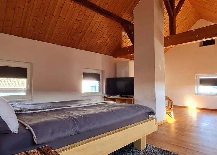 Eifelhof Mit Obstbaumwiese Nideggen