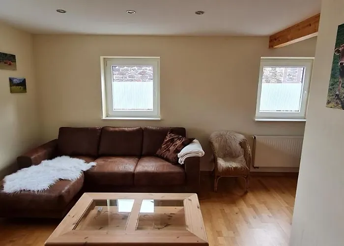 Eifelhof Mit Obstbaumwiese * Nideggen